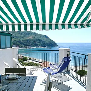 La Casa Di Letizia Hébergement de vacances Levanto